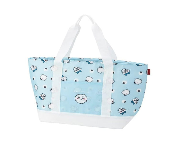 Keep your groceries fresh and cute with the Chiikawa Tote Cooler Shopping Bag! This stylish and practical cooler bag is perfect for shopping trips, picnics, and more.
Size: 53 x 18 x 34 cm // 20.9 x 7.1 x 13.4 in