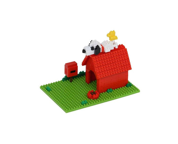 Peanuts Snoopy House Nanoblock 