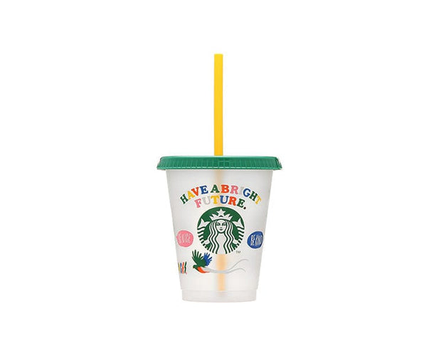 Cool down with the Starbucks Bio-based PP Reusable Cold Cup. Stylish and eco-conscious, it’s the perfect cup for enjoying iced beverages sustainably.

Capacity 473mL
Heatproof temperature: Body: 100℃; Lid: 100℃
Cold resistance: Body: -20℃; Lid: -20℃